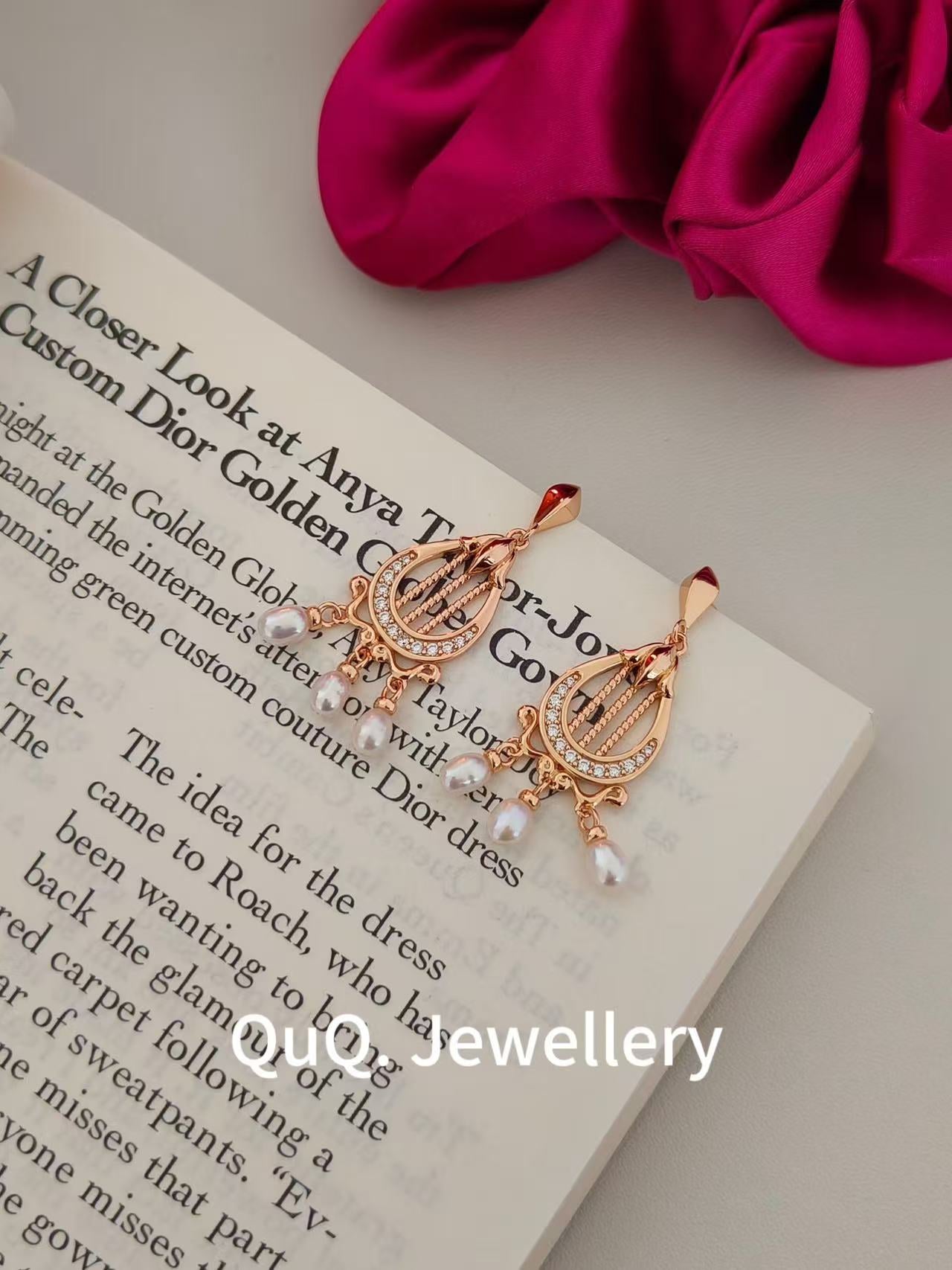 Elegant Teardrop Pearl Earrings – 18K Gold-Plated S925 Silver