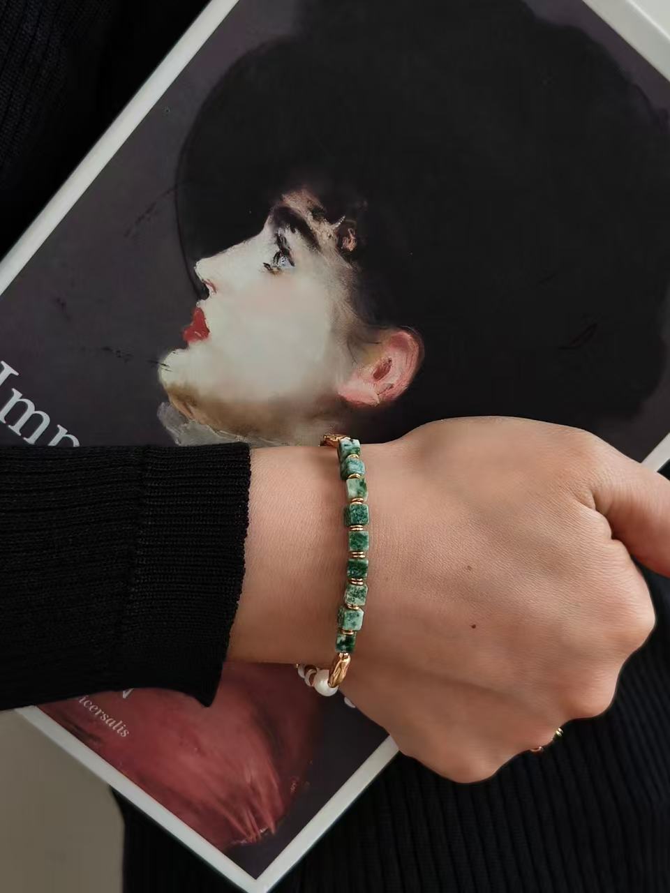Green Jade & Pearl Bracelet
