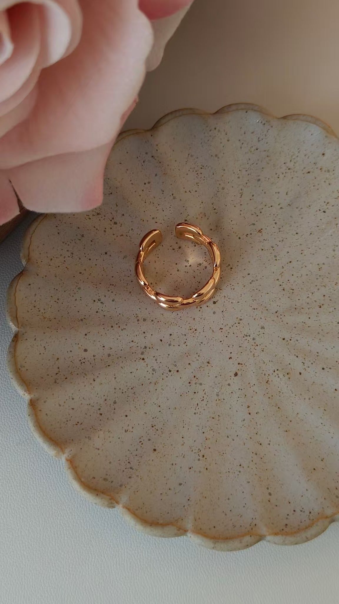 Golden Chain Link Ring