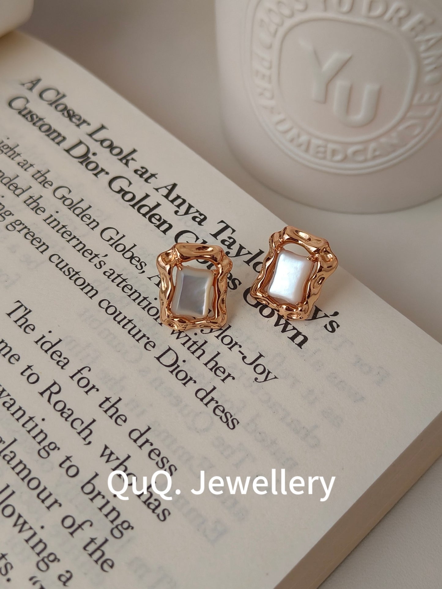 Vintage Irregular Frame Pearl Stud Earrings | QuQ. Jewellery