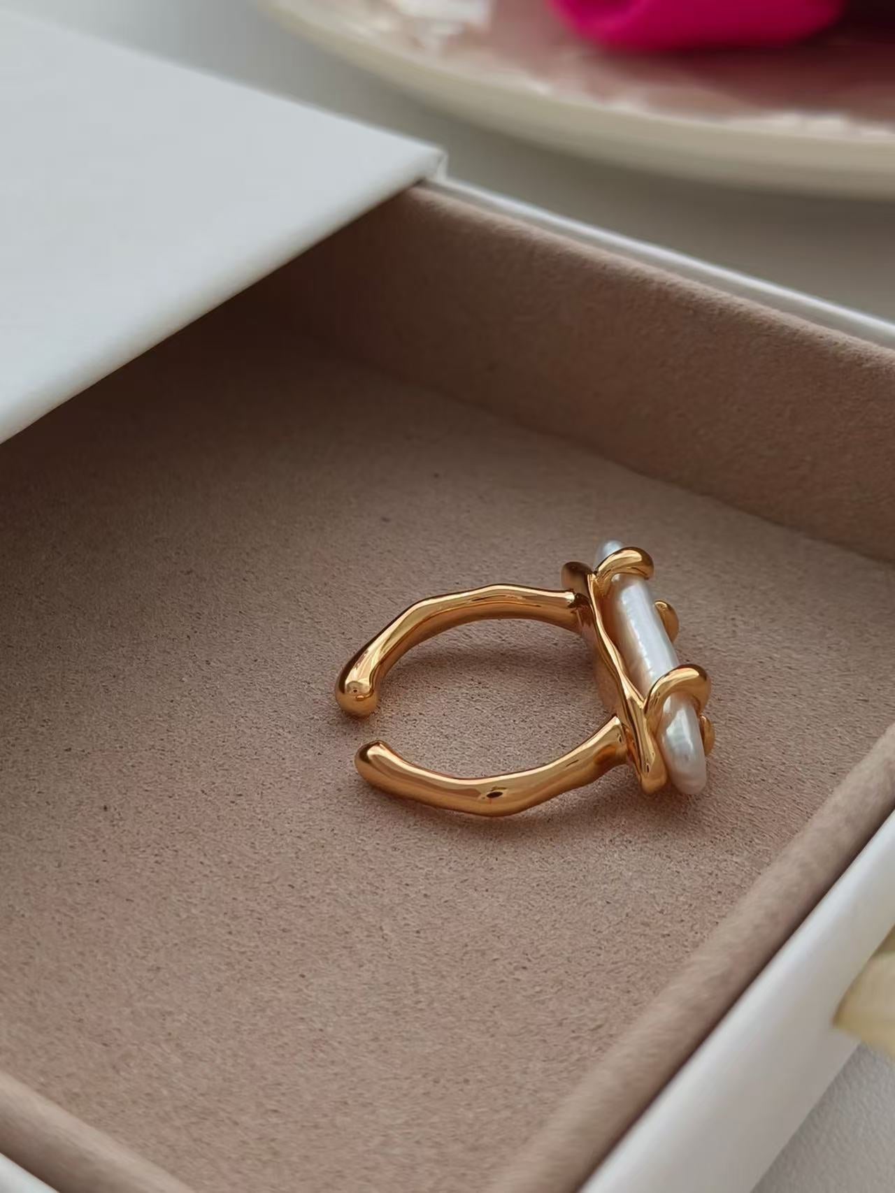 Baroque Pearl Open Ring