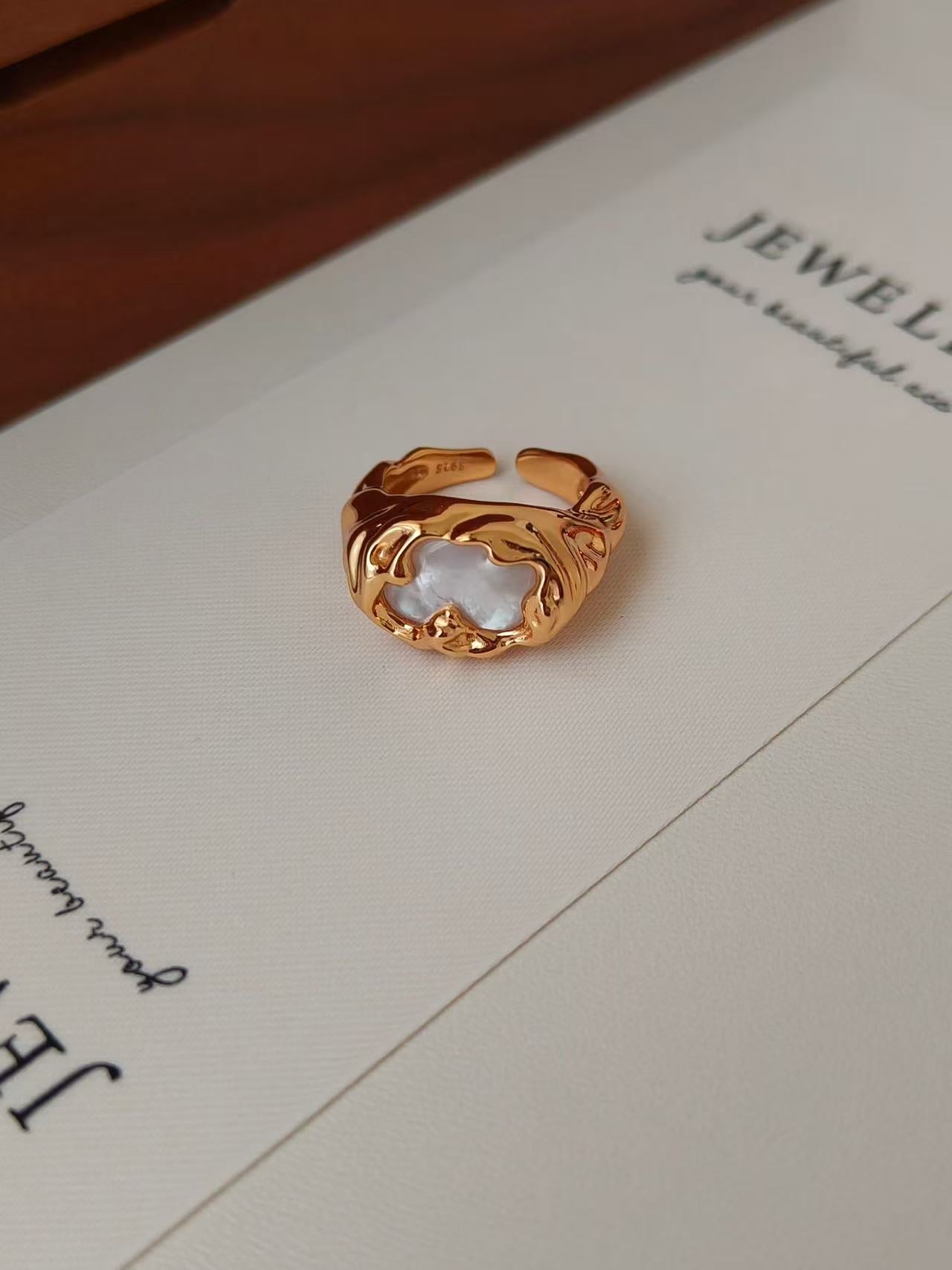 minimalist gold pearl ring