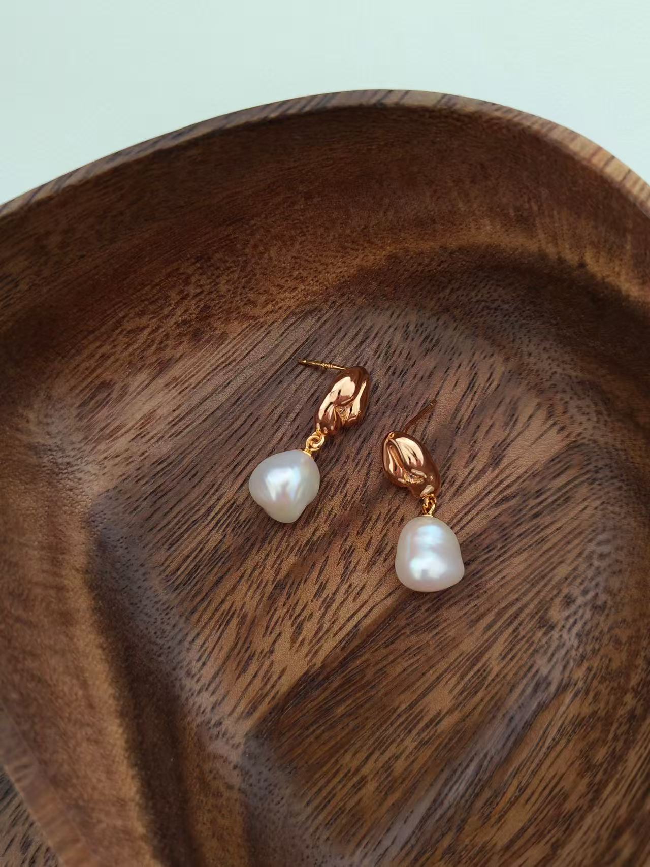 Baroque Pearl Drop Earrings