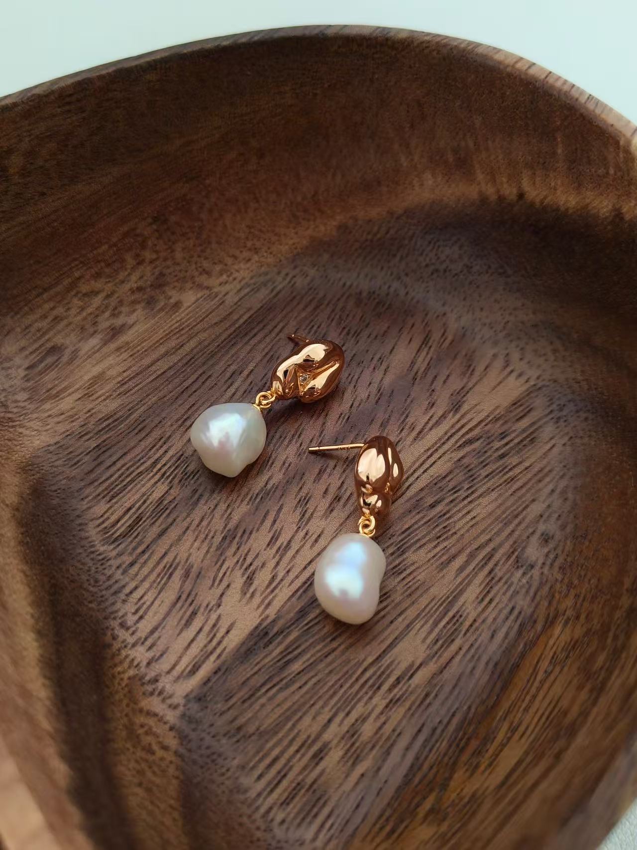 Baroque Pearl Drop Earrings