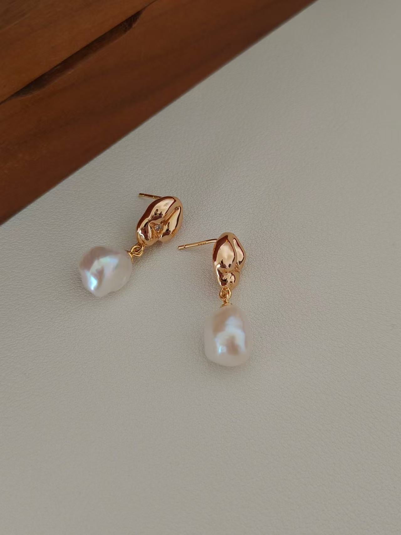 Baroque Pearl Drop Earrings