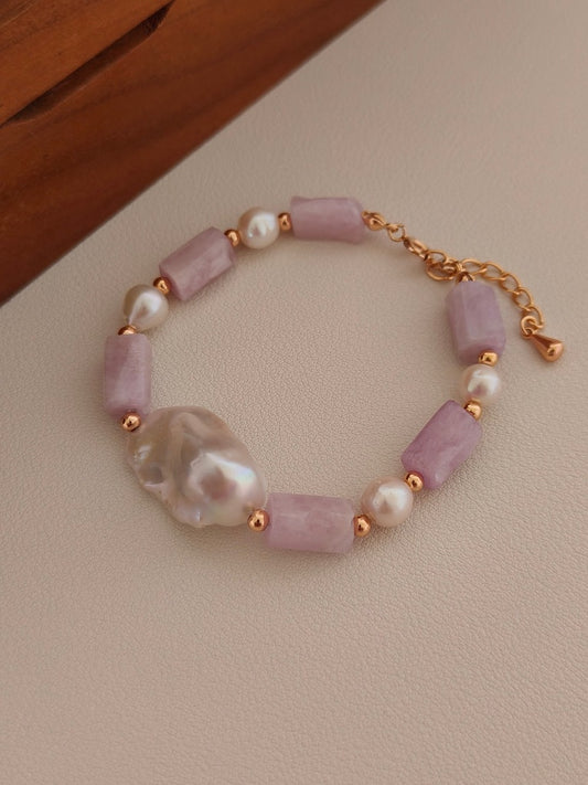 Kunzite & Baroque Pearl Bracelet