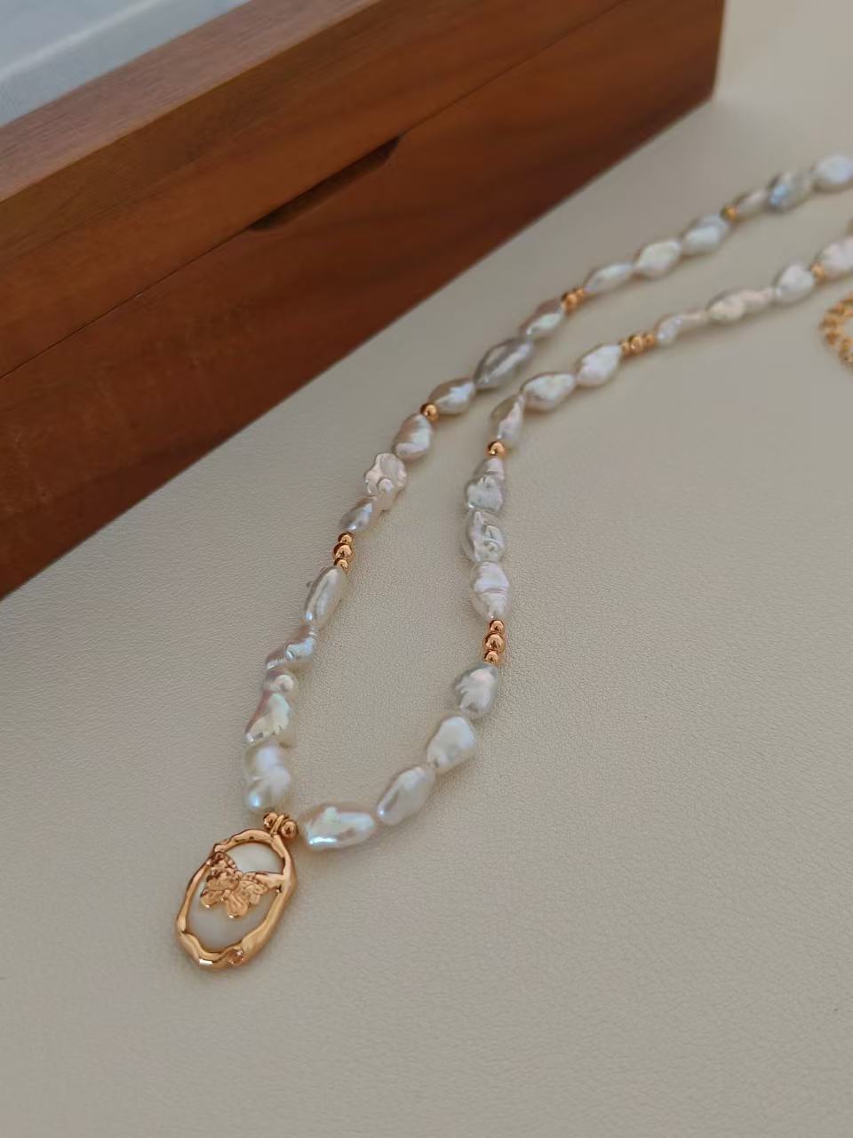 Baroque Freshwater Pearl Pendant Necklace