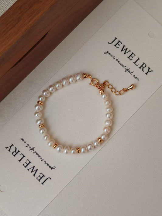 Classic Freshwater Pearl Bracelet
