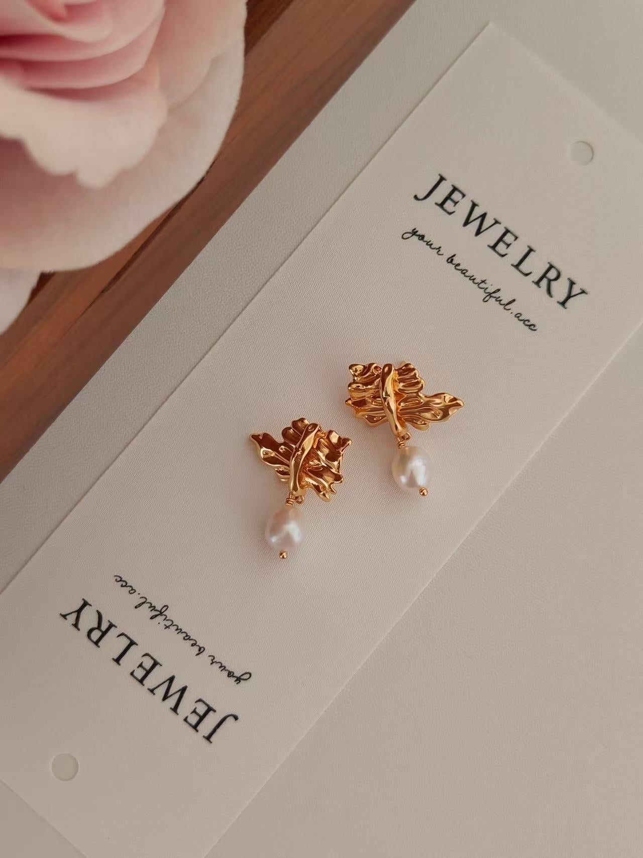 gold leaf freshwater pearl earrings