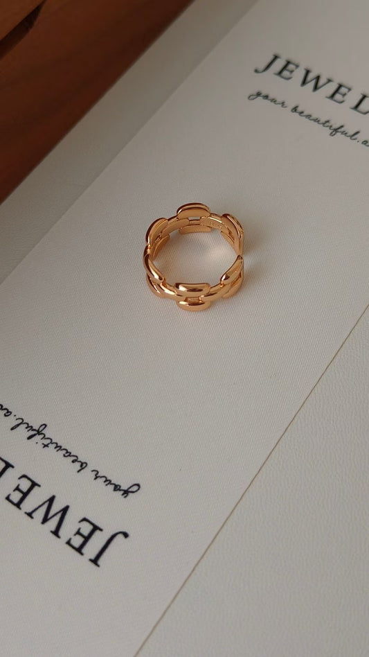 Golden Chain Link Ring